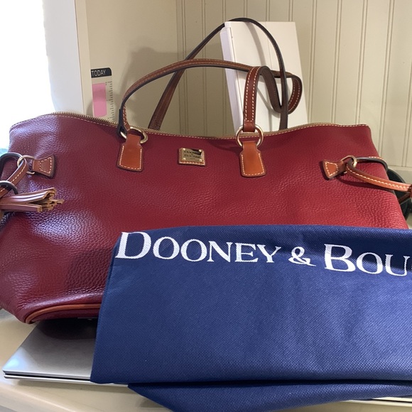 Dooney & Bourke Burgundy Tote Bag - Picture 12 of 13